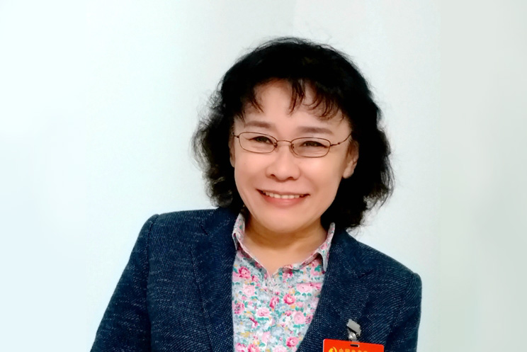 张海迪主席 张海迪主席