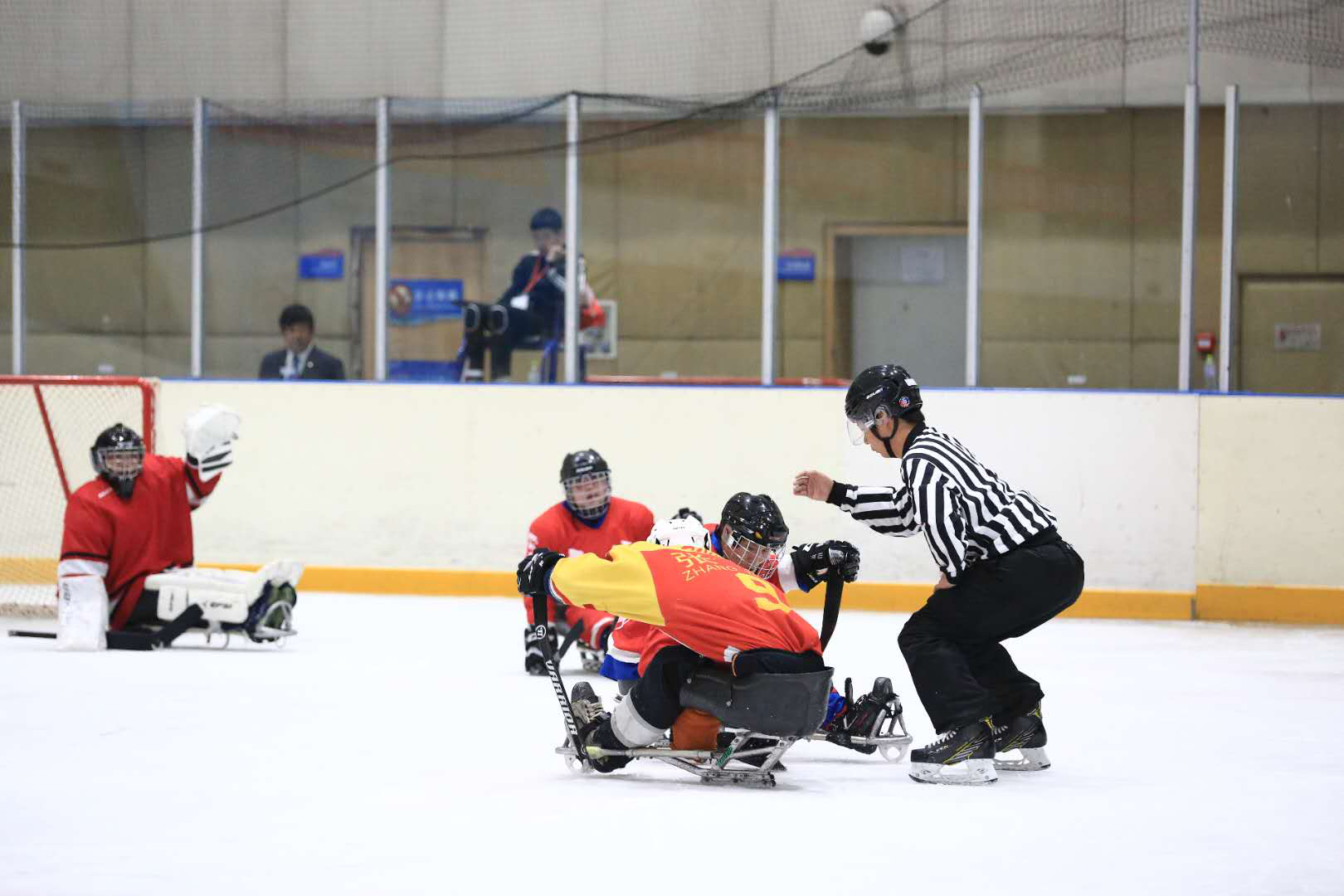 图为比赛现场 图为比赛现场