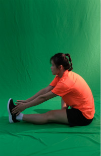 动作九:改进的跨栏拉伸2.jpg 动作九:改进的跨栏拉伸2.jpg